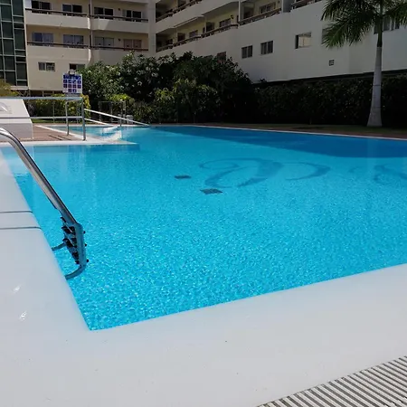 Apartment Camelias C14 *